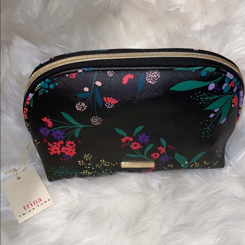 🔥Trina Turk cosmetic bag🔥